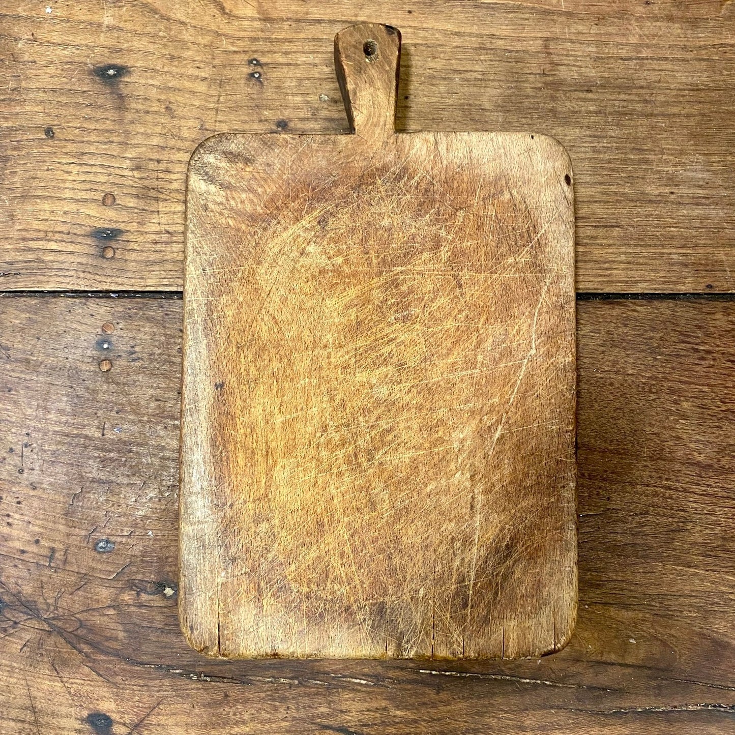 Pattern: Vintage French Cutting Board – Curiosité Göteborg | Fransk vintageinredning från Curiosité