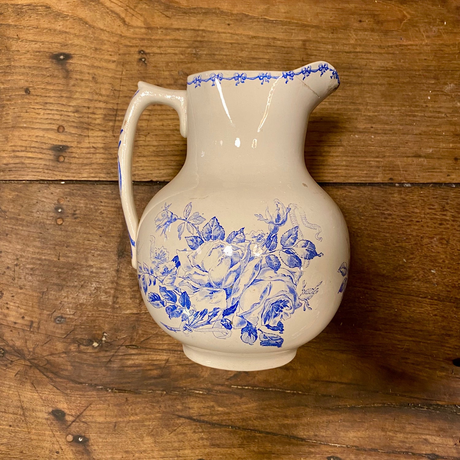 Pattern: Vintage French Jug “Nice” – Creil et Montereau, Terre de Fer – Curiosité Göteborg | Fransk vintageinredning från Curiosité