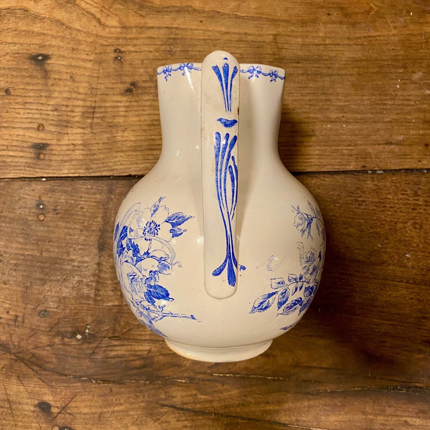 Pattern: Vintage French Jug “Nice” – Creil et Montereau, Terre de Fer – Curiosité Göteborg | Fransk vintageinredning från Curiosité