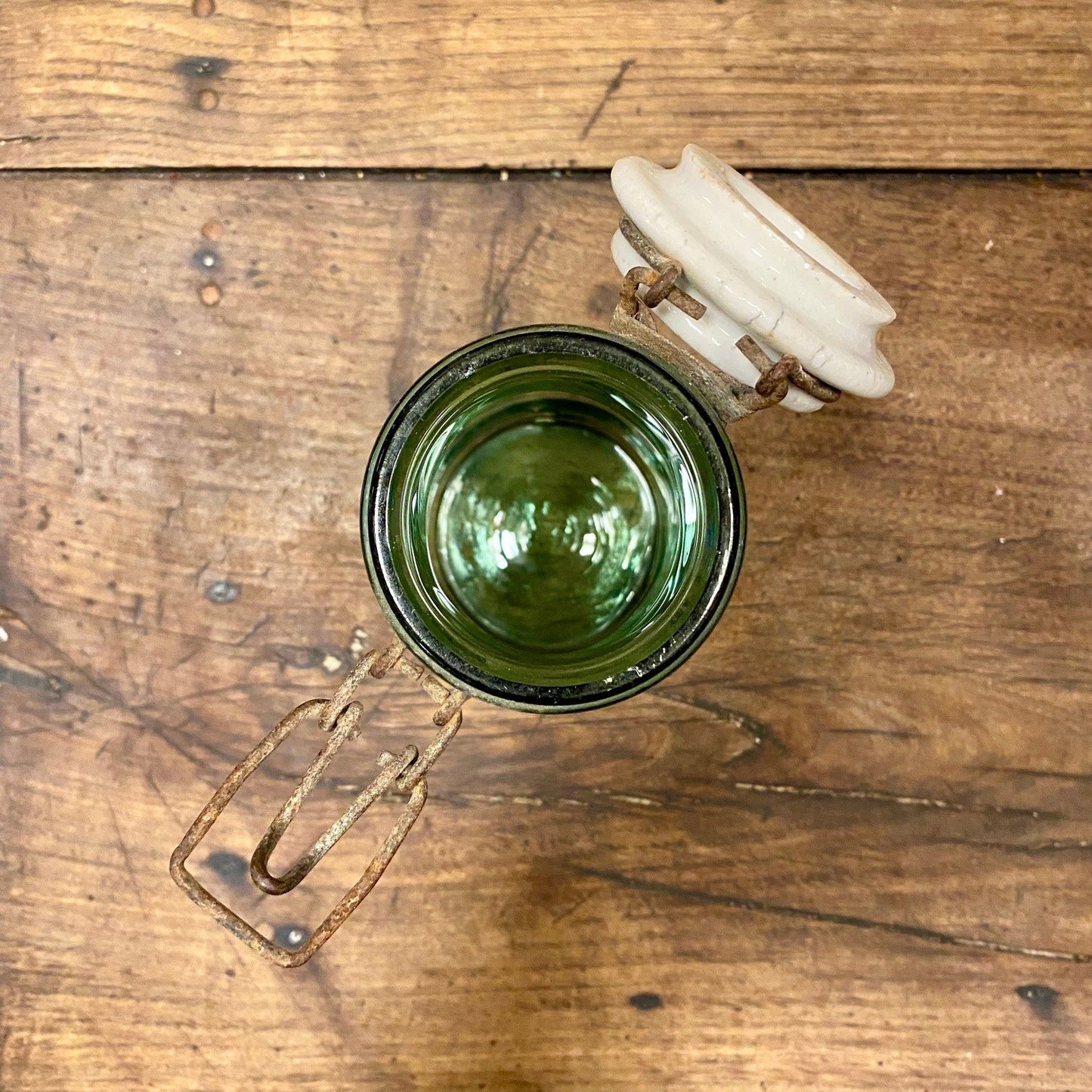 Pattern: Vintage French “L’Idéale” Glass Bottle – Curiosité Göteborg | Fransk vintageinredning från Curiosité