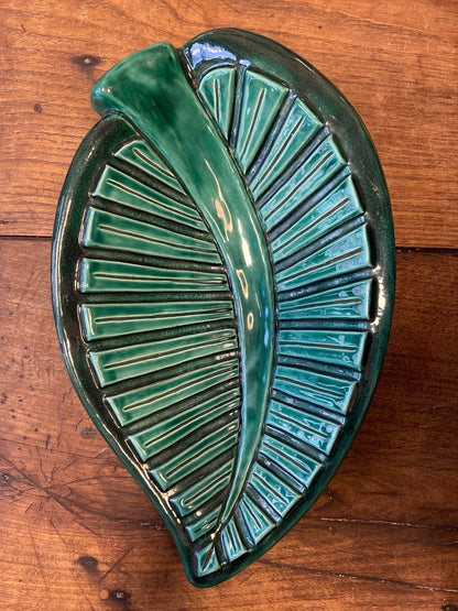 Pattern: Green Leaf Dish – Curiosité Göteborg | Fransk vintageinredning från Curiosité