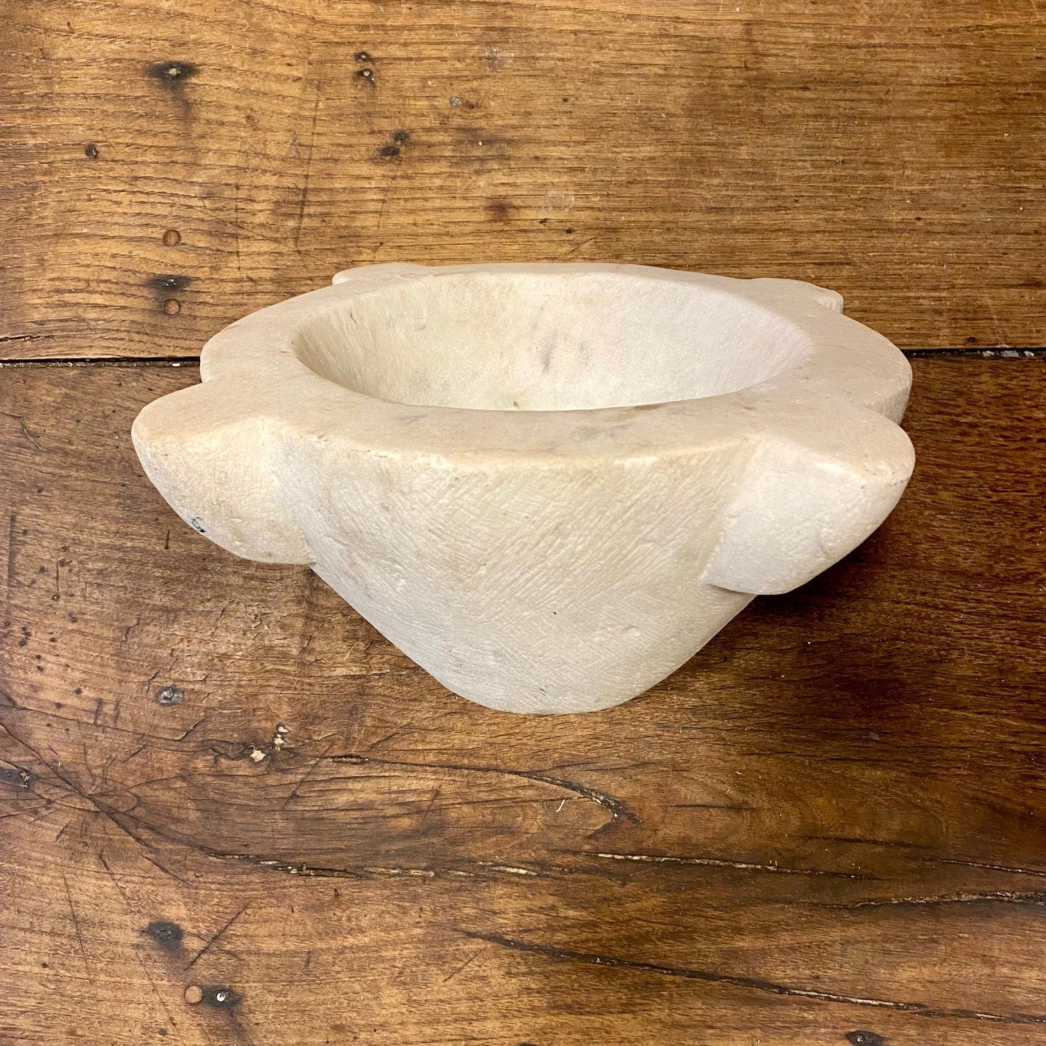 Pattern: Vintage French Marble Mortar – Curiosité Göteborg | Fransk vintageinredning från Curiosité