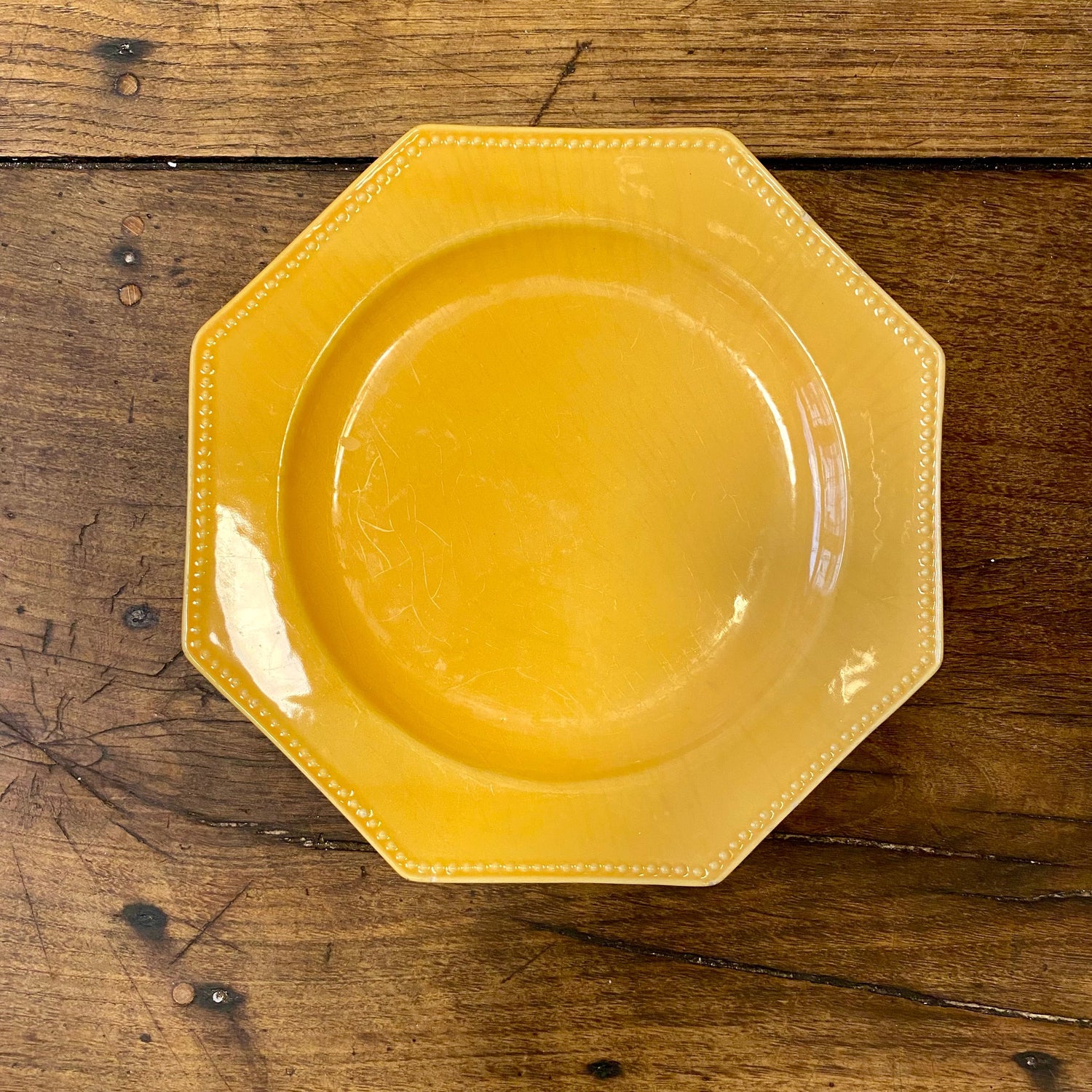 Pattern: Vintage French Octagonal Plate – Yellow Glaze – Curiosité Göteborg | Fransk vintageinredning från Curiosité