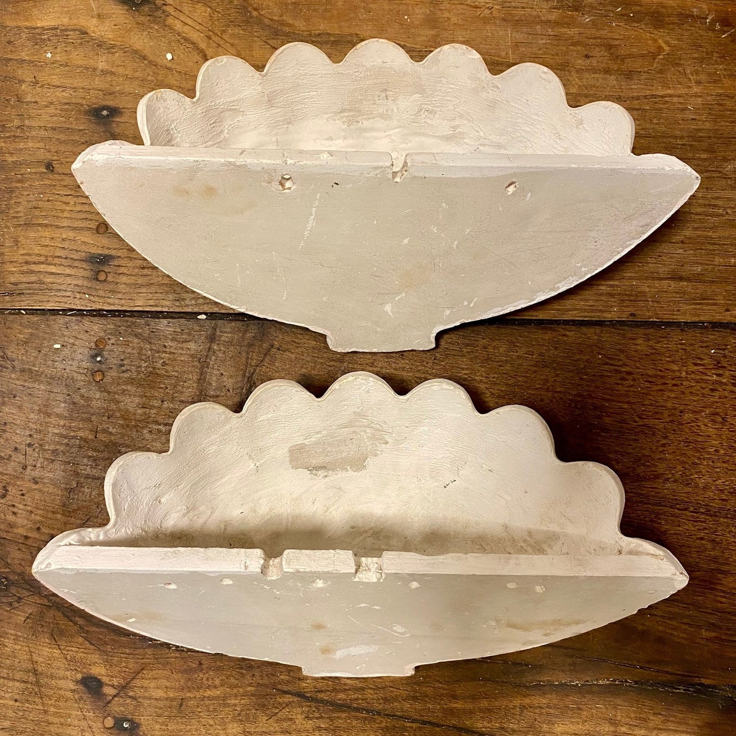 Pattern: Vintage French Plaster Shell Wall Sconces Pair – Curiosité Göteborg | Fransk vintageinredning från Curiosité