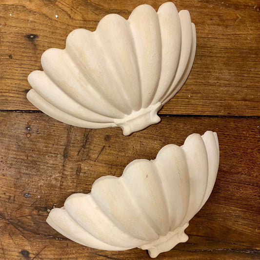 Pattern: Vintage French Plaster Shell Wall Sconces Pair – Curiosité Göteborg | Fransk vintageinredning från Curiosité