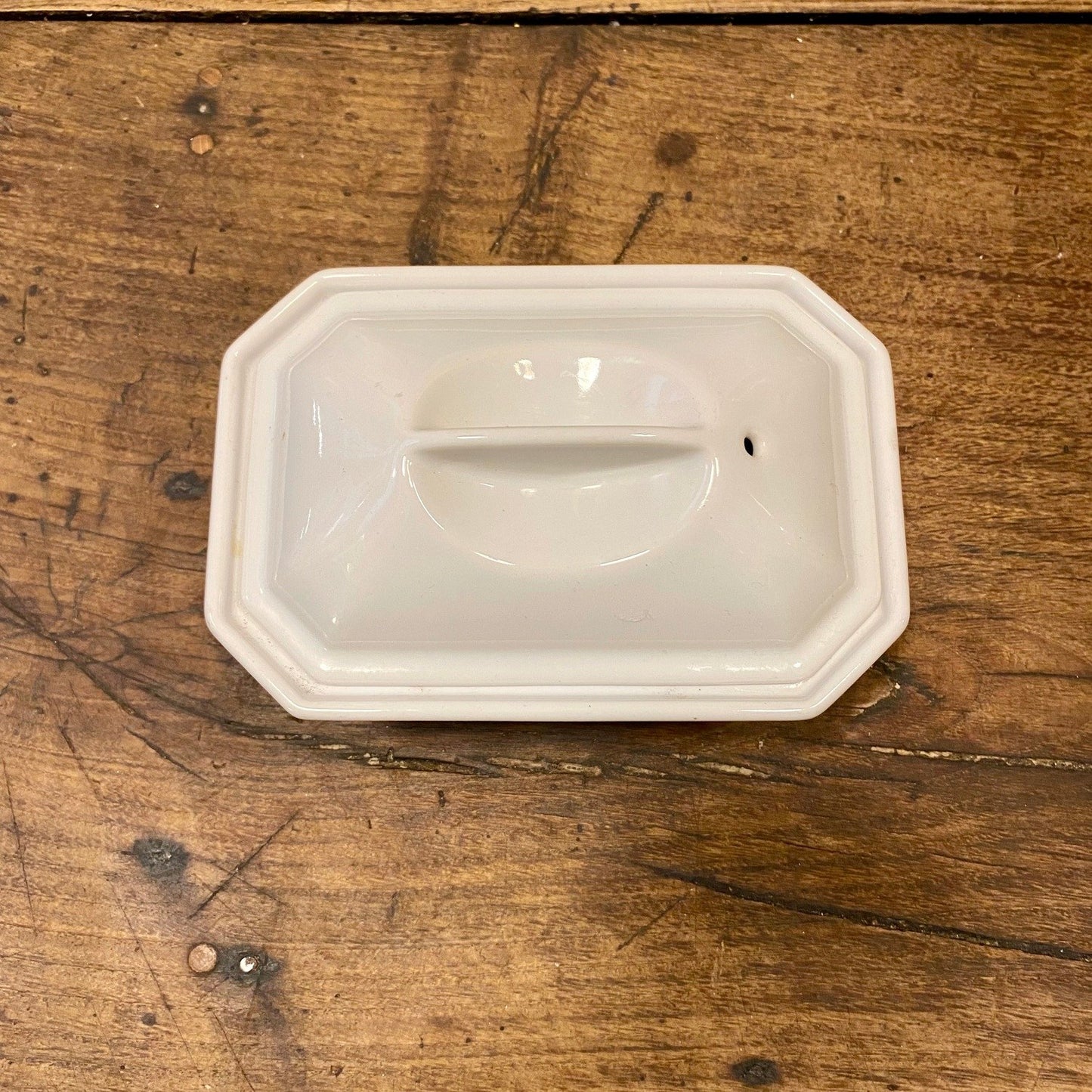 Pattern: Vintage French White Ceramic Terrine – Rectangular with Lid – Curiosité Göteborg | Fransk vintageinredning från Curiosité