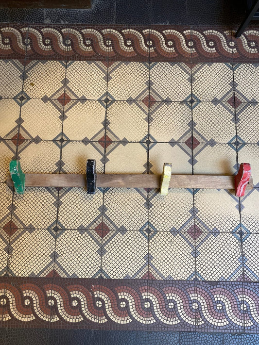 Pattern: Vintage French Wooden Coat Rack – Curiosité Göteborg | Fransk vintageinredning från Curiosité