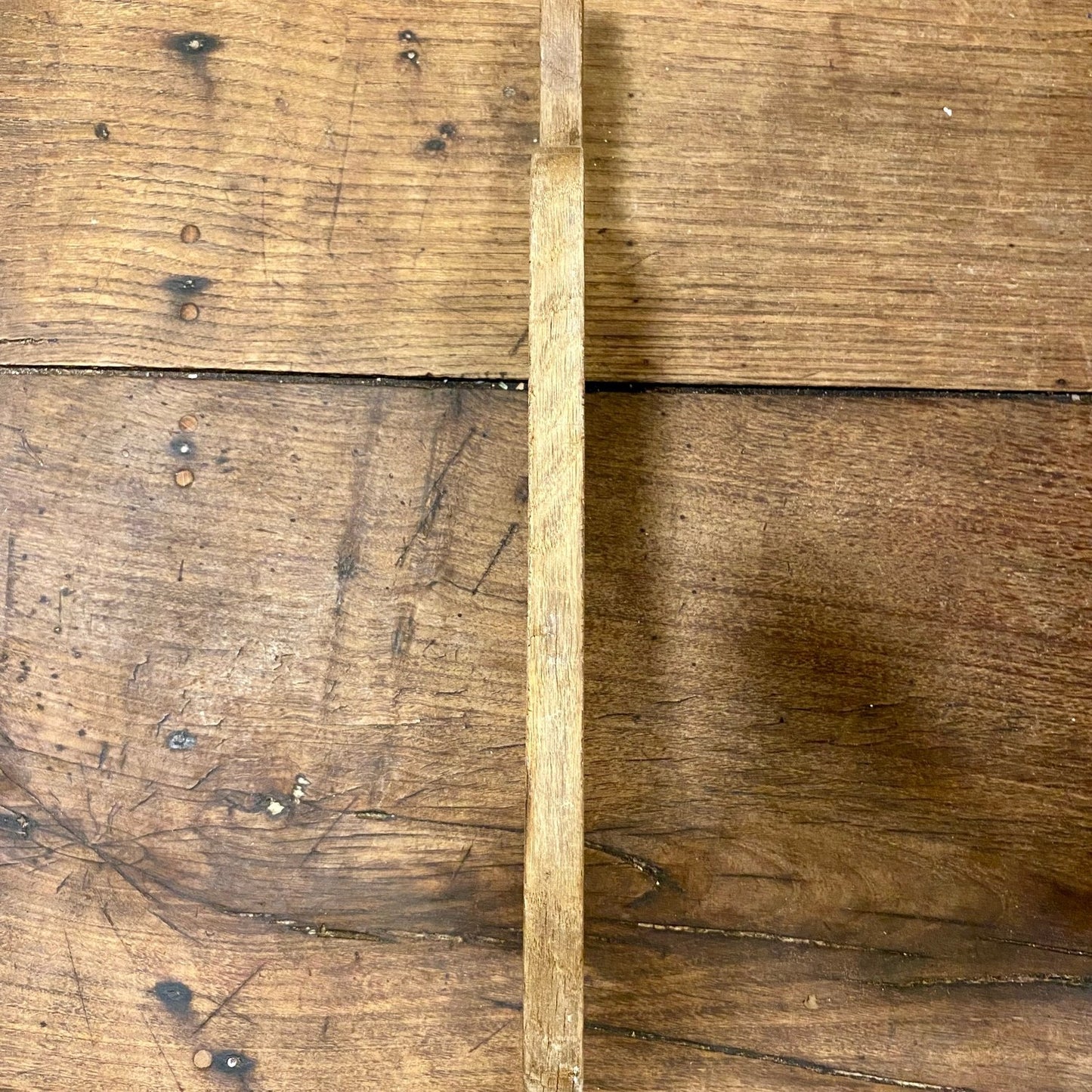 Pattern: Vintage French Wooden Cutting Board – Curiosité Göteborg | Fransk vintageinredning från Curiosité