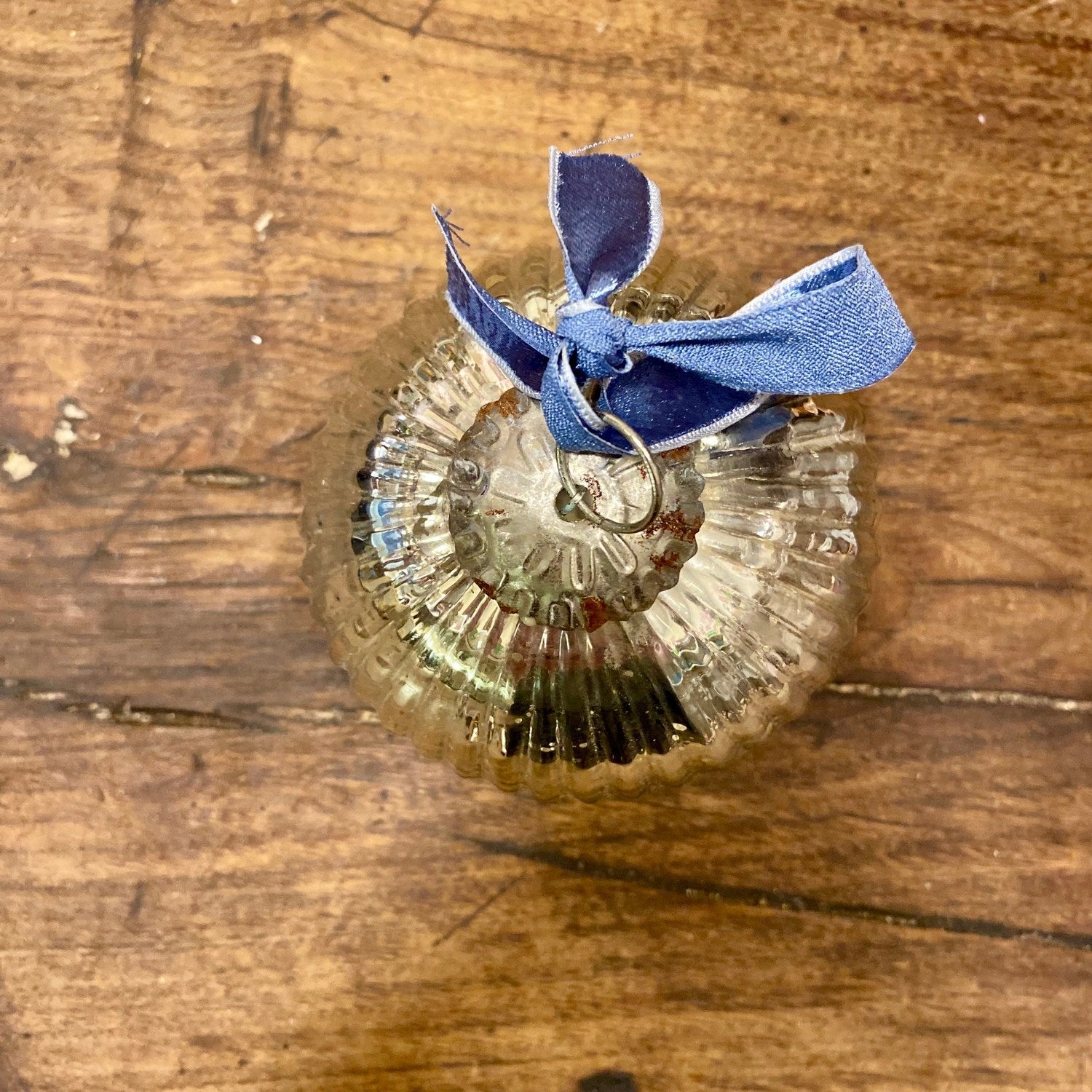 Pattern: Vintage Ribbed Glass Christmas Bauble with Blue Ribbon – Curiosité Göteborg | Fransk vintageinredning från Curiosité