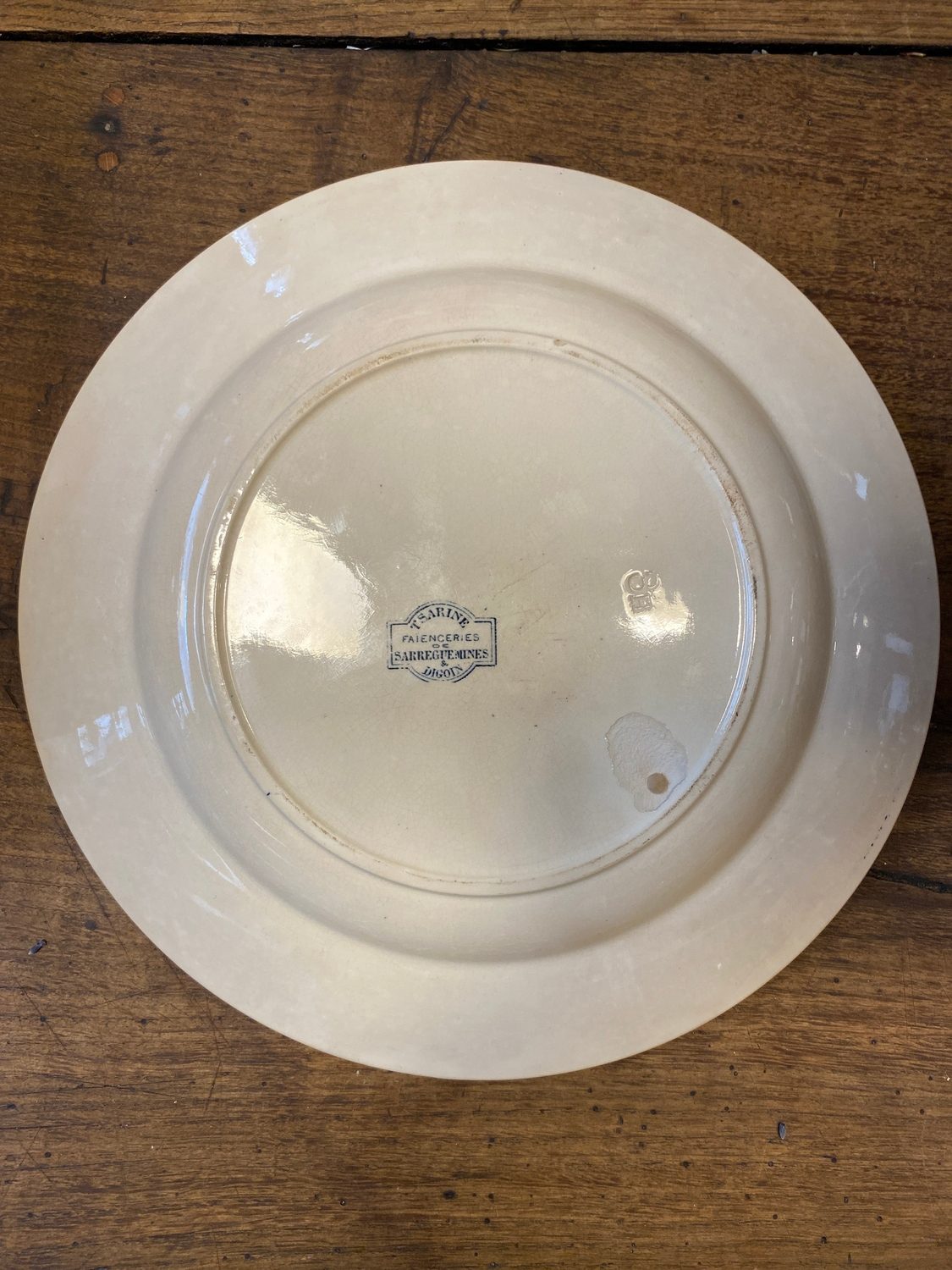 Pattern: Vintage Sarreguemines & Digoin “Tsarine” Plate – Curiosité Göteborg | Fransk vintageinredning från Curiosité